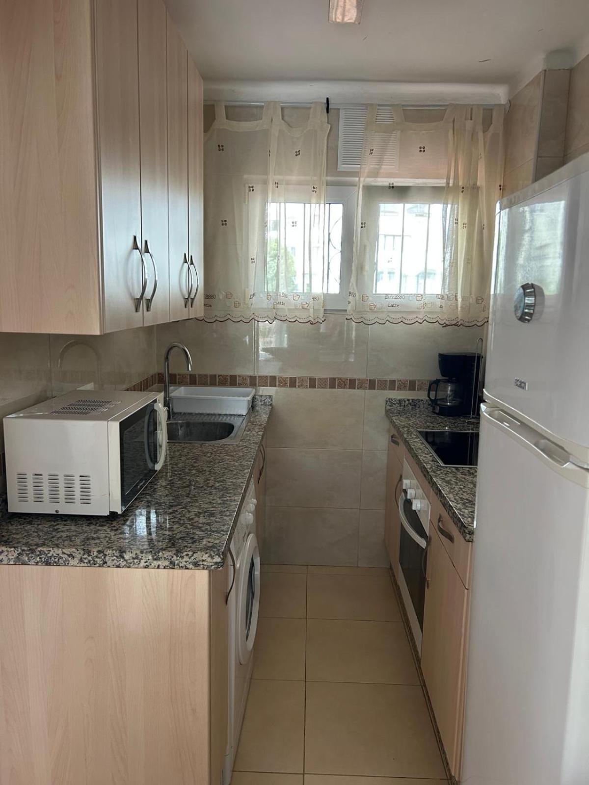 Edificio Acapulco Apartment เนร์คา ภายนอก รูปภาพ