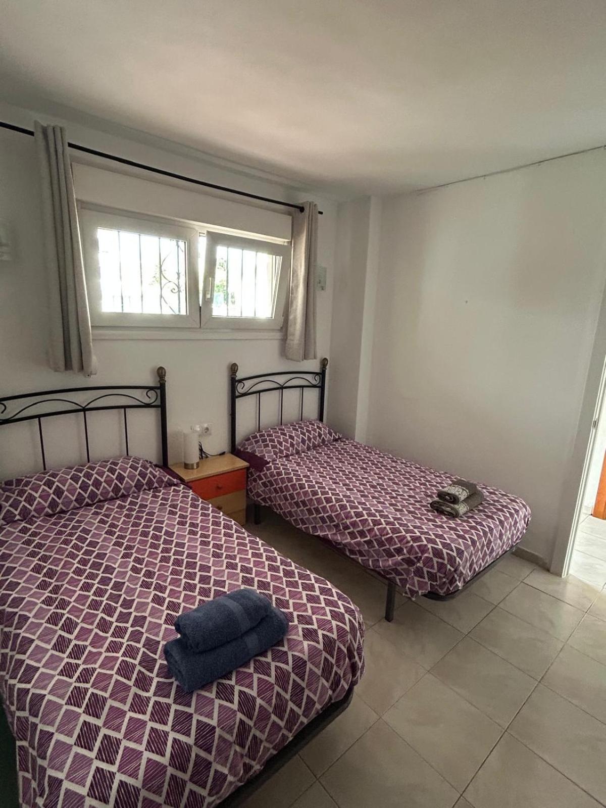 Edificio Acapulco Apartment เนร์คา ภายนอก รูปภาพ