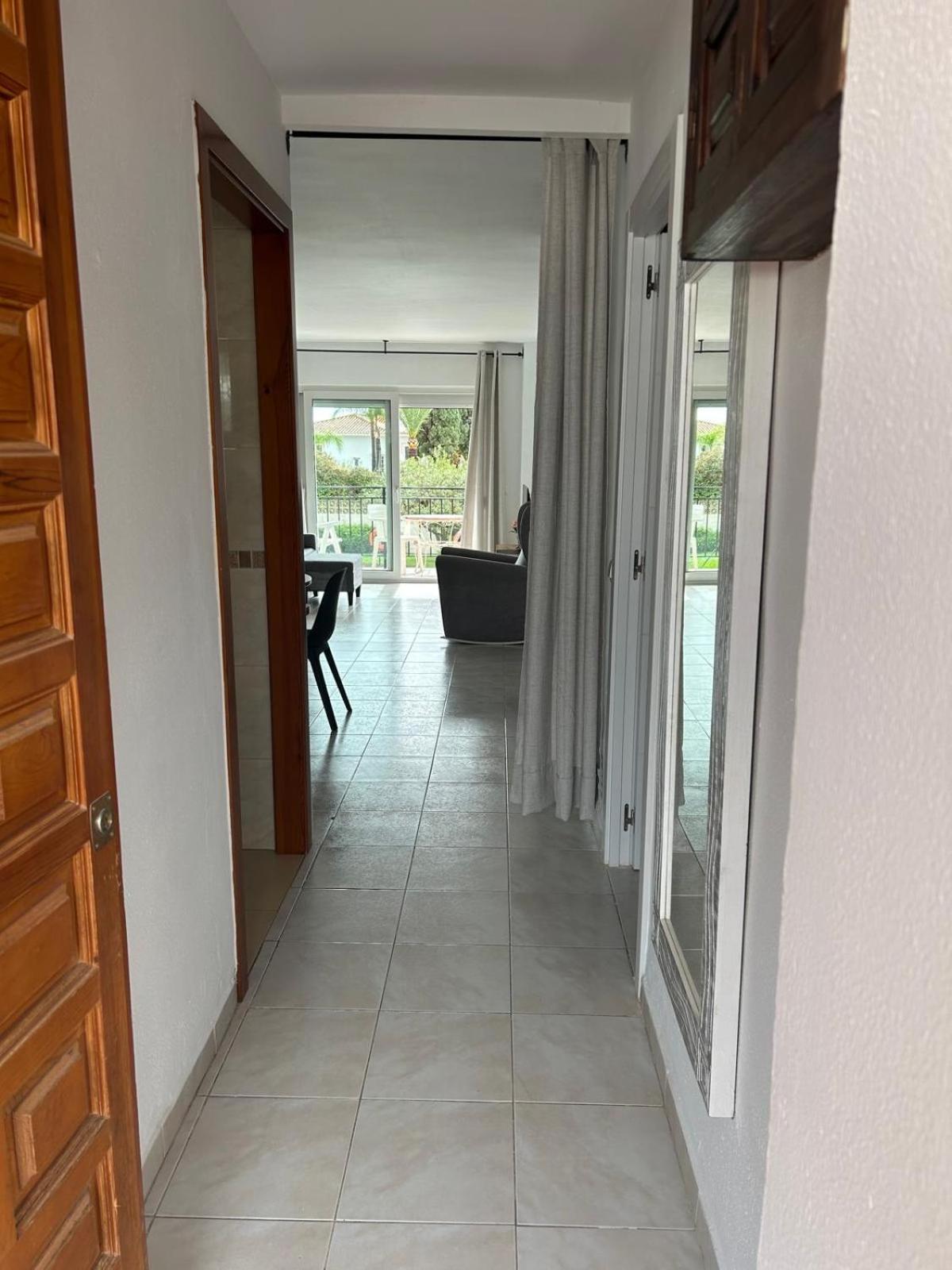 Edificio Acapulco Apartment เนร์คา ภายนอก รูปภาพ